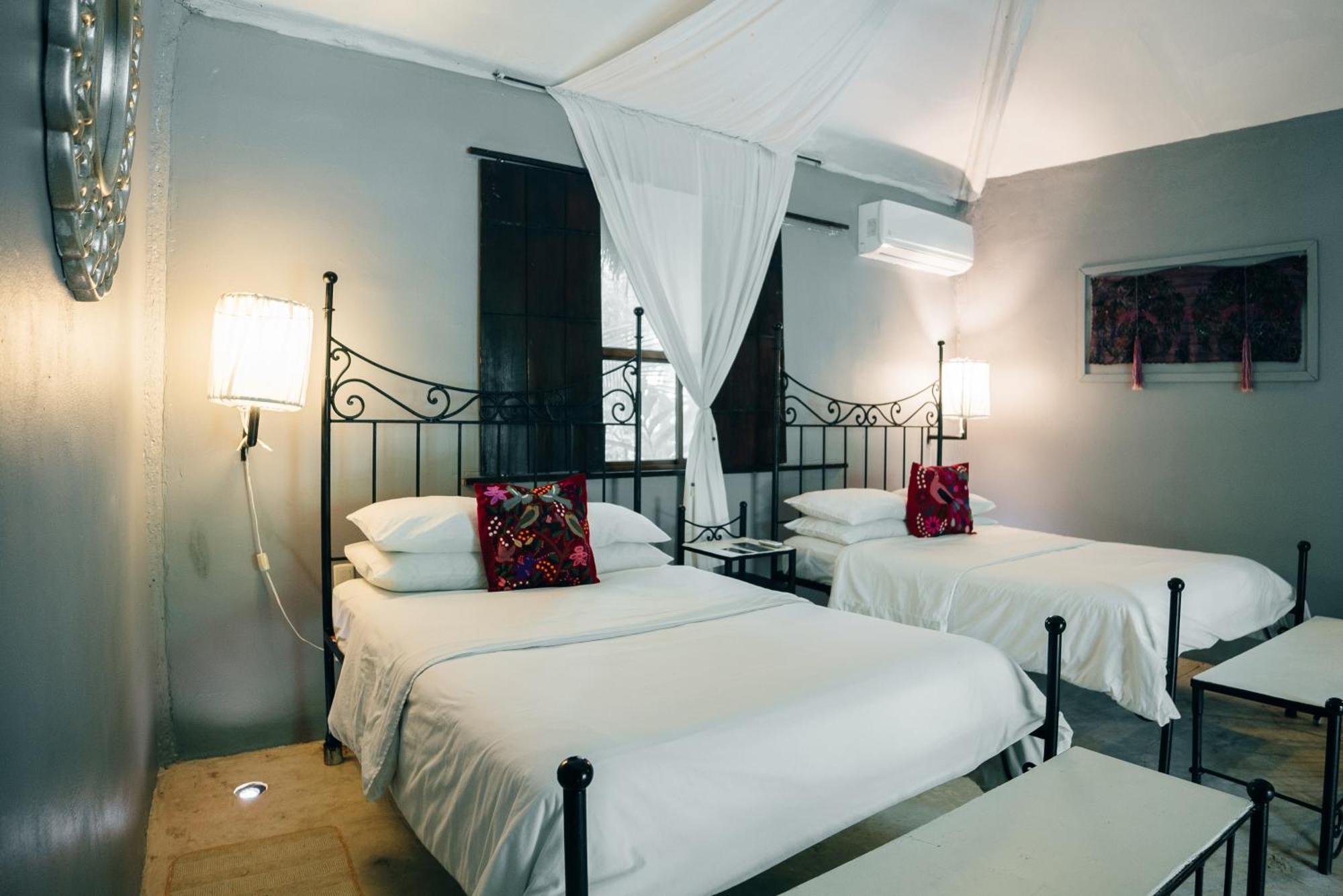 Piedra De Agua Palenque Hotel ภายนอก รูปภาพ